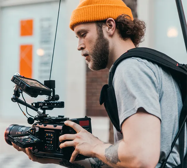 Videography-Service-2-638x573-